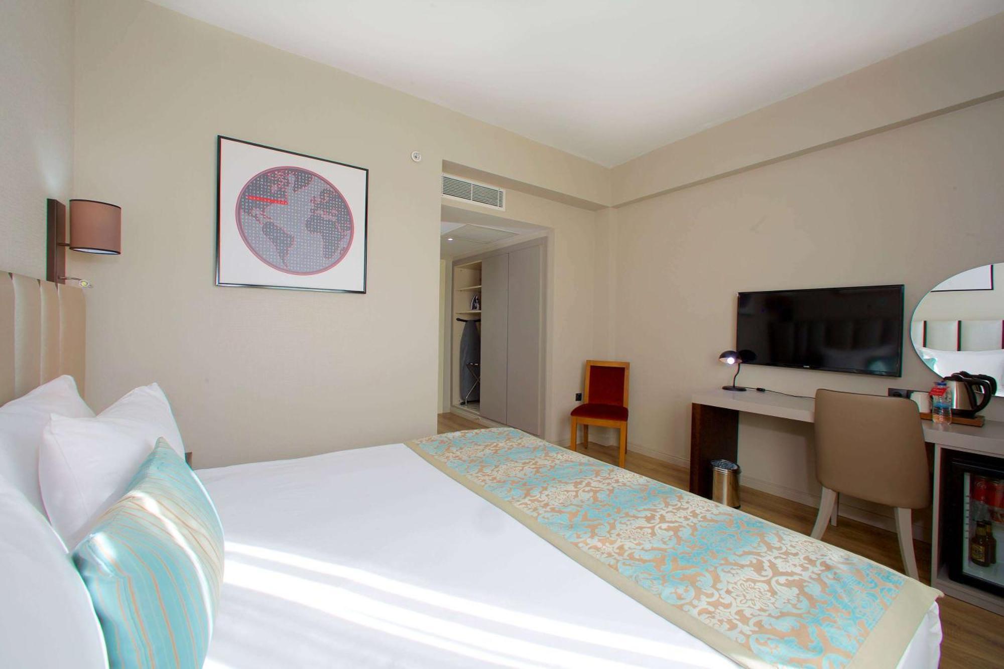 Ramada By Wyndham Soma Hotel Exterior photo